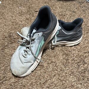 Women’s Black and Gray Running Shoes